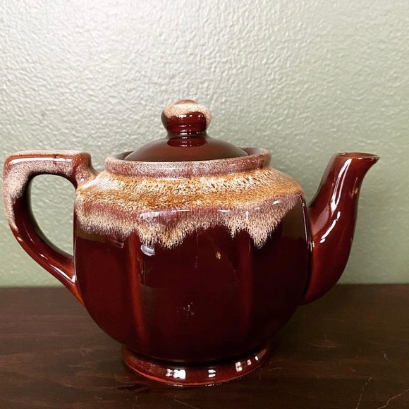 Vintage Ceramic Teapot - Picture 1 of 4